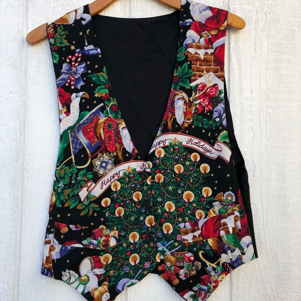 CHRISTMAS 🎄VEST. SIZE  M   2SHOWN